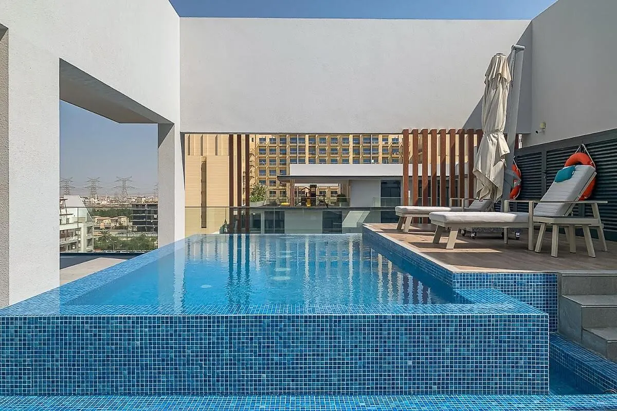 Frank Porter - Oxford 212 Dubai Apartment